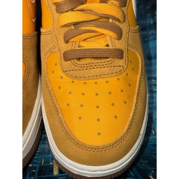 Nike Air Force 1 Low Wheat Flax Suede Gum Sole Men’s 7.5 DA8302-700 - Picture 11 of 11